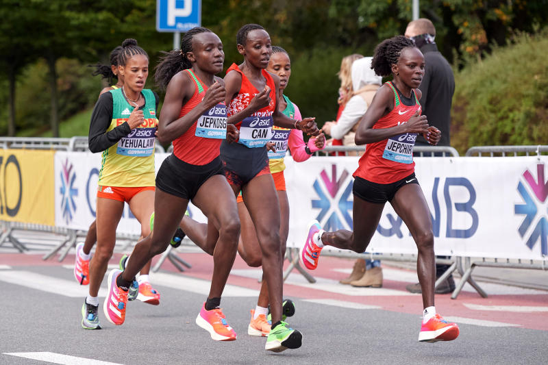 Why long-distance races world records have been falling