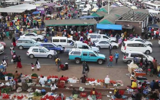 'Dying of hunger': Zimbabwe street vendors hit by coronavirus clampdown