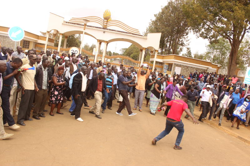 Eldoret varsity workers protest delayed CBA