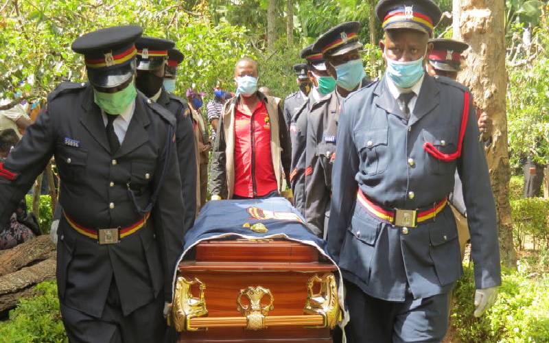 No gun salute for officer who died on duty