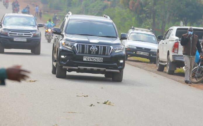 Governor Ongwae’s motorcade making way to MP Oyiok