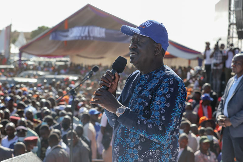 Raila takes campaigns to Ruto’s backyard after jetting back home