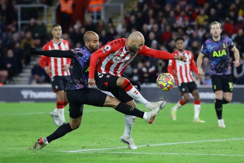 Spurs held by 10-man Southampton as Conte unbeaten run continues