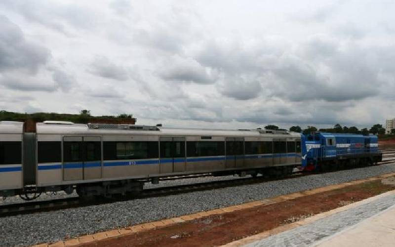 Suspected bandits attack Nigerian passenger train