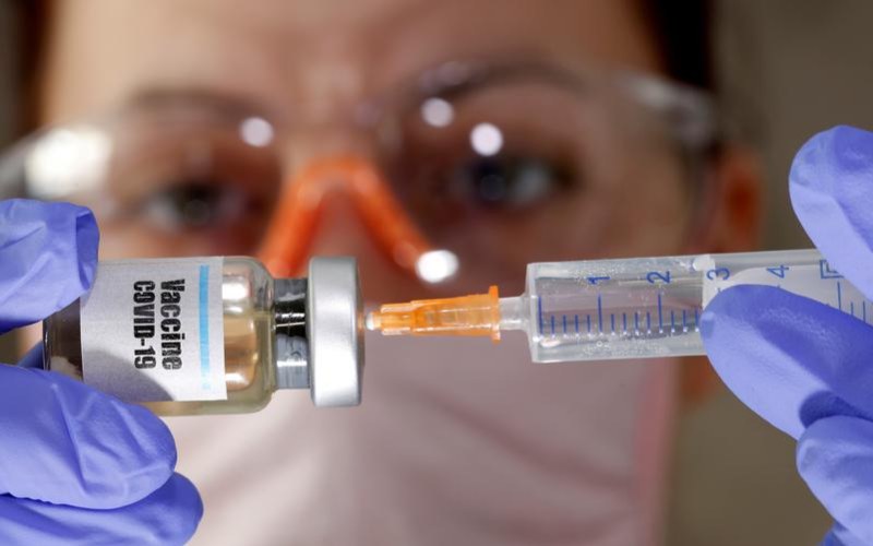 Syringe shortage hampers Japan's COVID-19 vaccination roll out