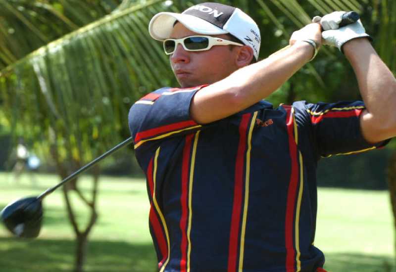 Anderson leads locals at Masters