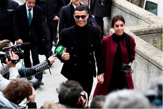 Cristiano Ronaldo accepts hefty fine for tax fraud - leaves court smiling [Photos]