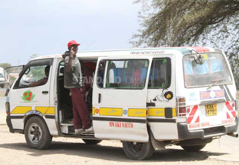 Gangsters carjack matatu, rob passengers at gunpoint