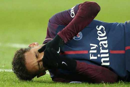 PSG announce Neymar suffered sprained ankle, fractured metatarsal