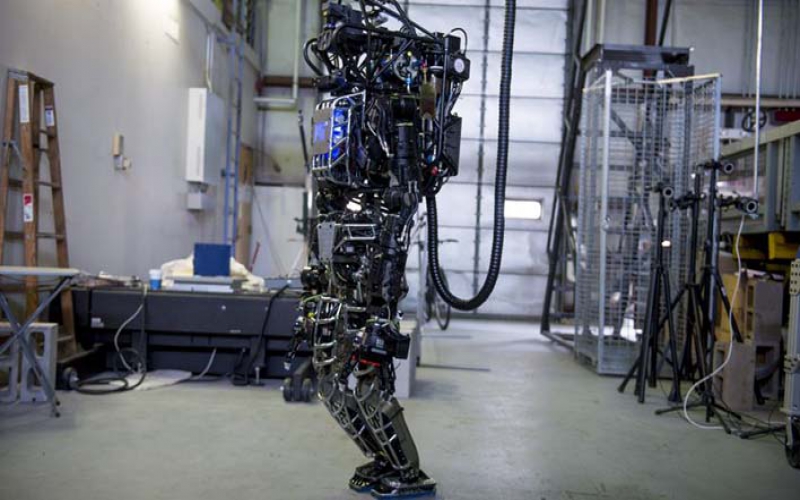 Robots threat to our jobs, social interaction