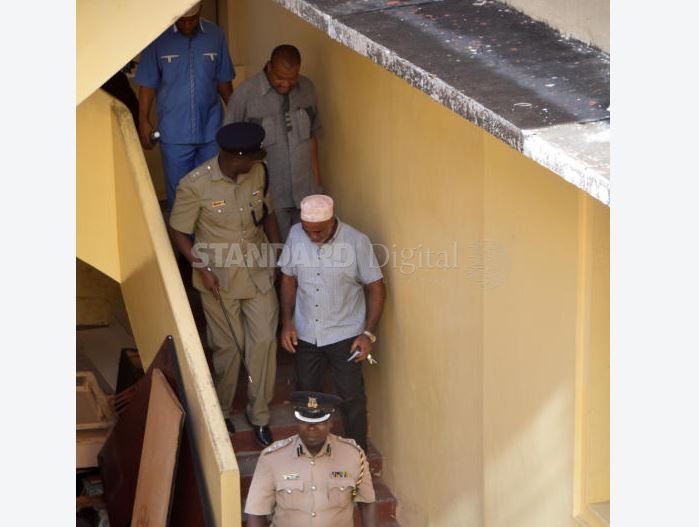 Stand off as Police storm Mombasa County to arrest officers