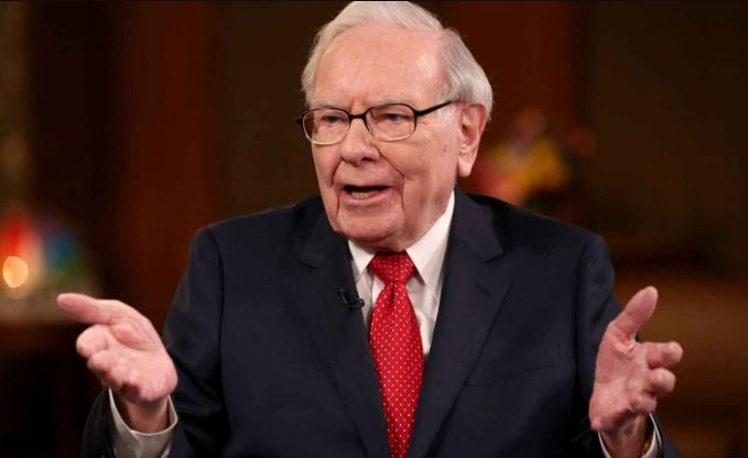 Wall Street returns to losses as Warren Buffett dumps airlines