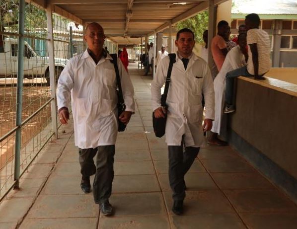 Al-Shabaab release two Cuban doctors abducted last year
