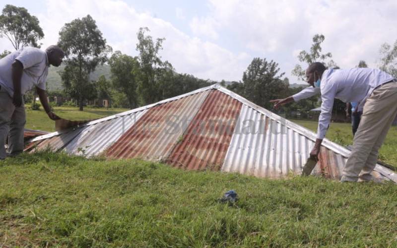 Family opens up over mysterious roof along the Kisumu-Busia road