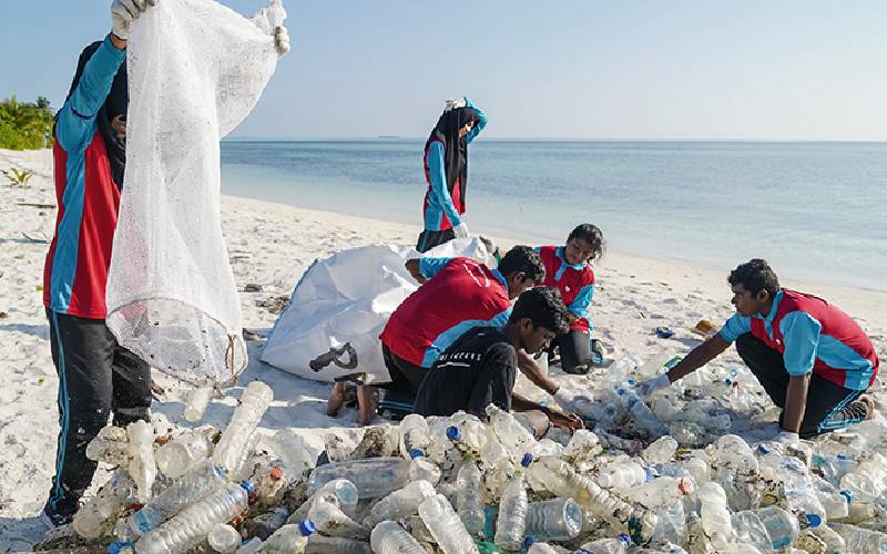 Global economy under threat as plastic litter floats on seas