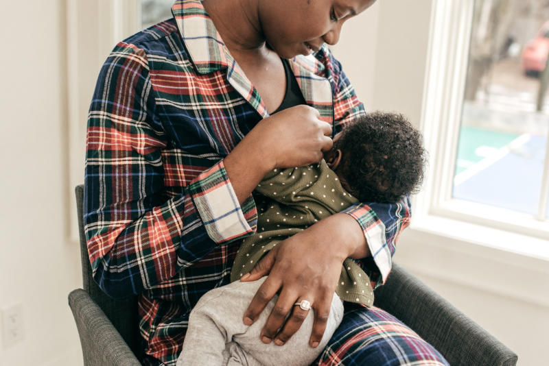 Mothers living with HIV need support to breastfeed