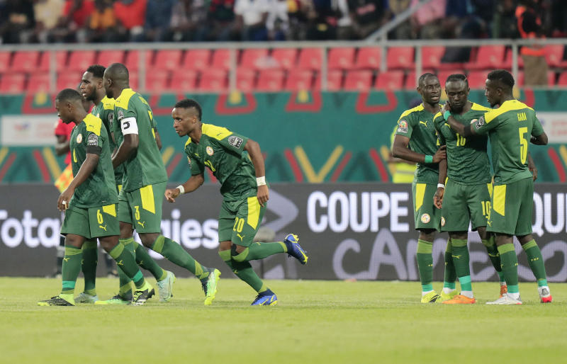 Senegal reach last eight as Mane scores but suffers head injury
