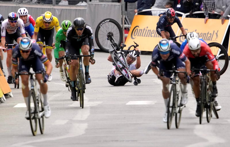 Spectator who caused Tour de France crash arrested