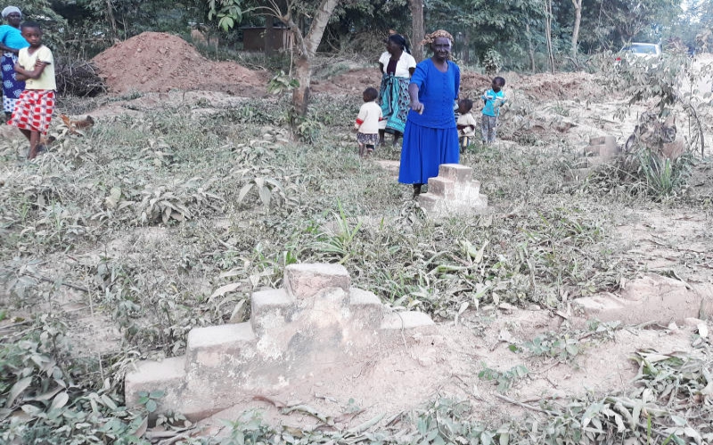 Kin ordered to relocate graves for road works