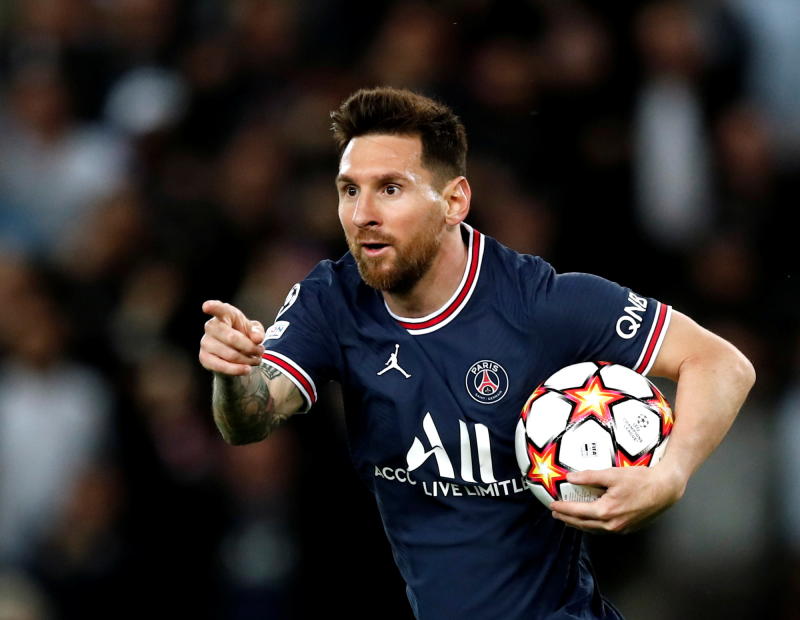 Penyerang PSG Messi kembali ke Paris setelah tes COVID negatif : Standar Olahraga