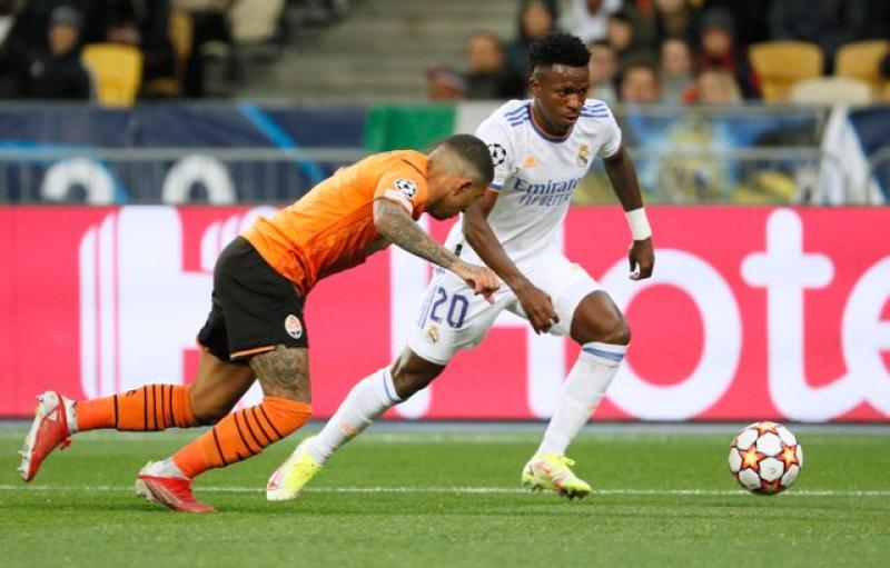 Vinicius double helps Real Madrid to 5-0 win at Shakhtar
