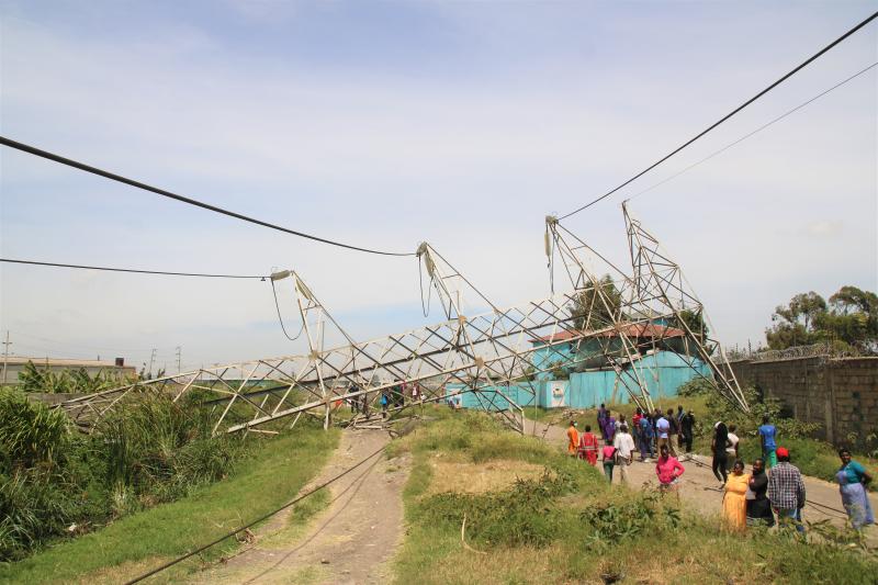 What residents heard and saw when power lines collapsed