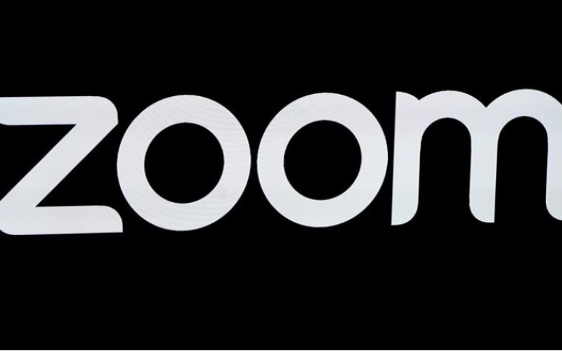 Zoom to expand presence in Singapore, hire hundreds