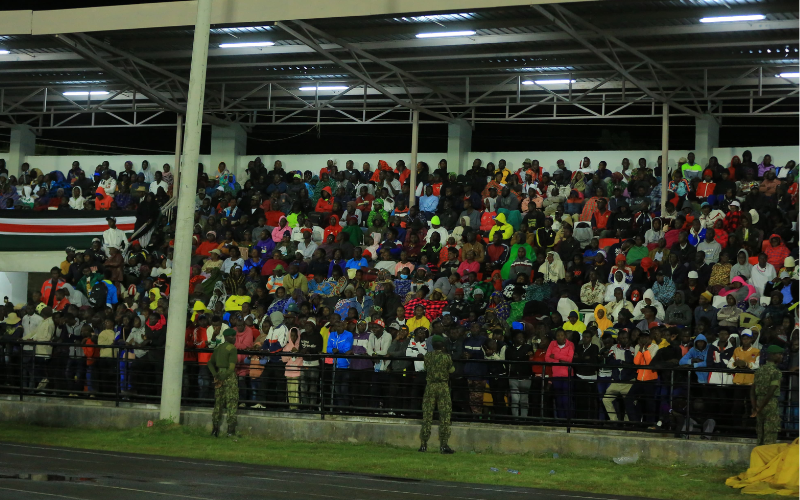 Kenyans brave cold, spend night inside Raila Odinga Stadium