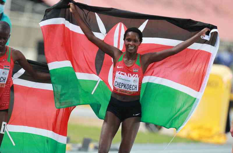 Kenyan Jacklime Chelal sweeps the Seville Marathon
