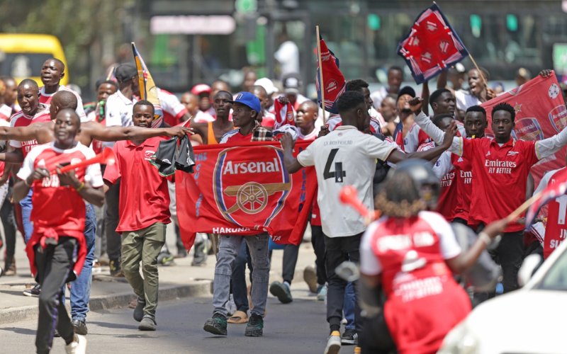 PHOTOS: Arsenal supporters take over Nairobi CBD, major towns after historic League win