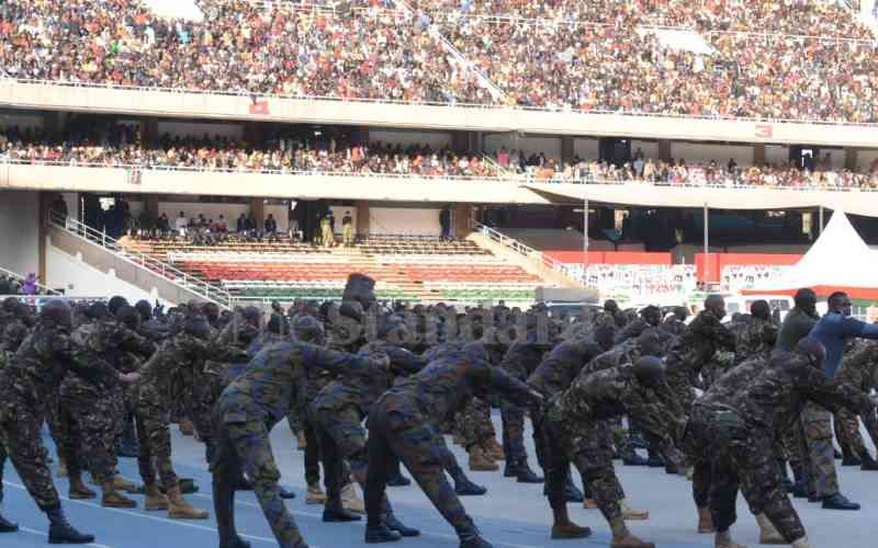 PHOTOS: Kasarani packed to the rafters, police ask Kenyans to watch ...