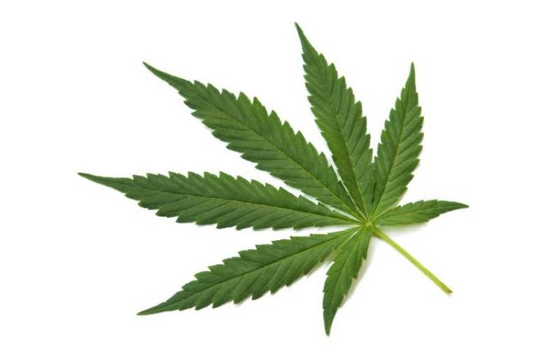 Woman arrested trying to smuggle drugs to boyfriend in remand