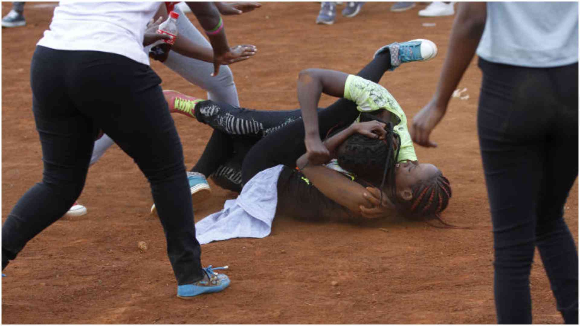 Things took an ugly turn when two female fans started trading insults that later degenerated into a fight in an alleged &ldquo;the-boy-is-mine&rdquo; bout during the 2015 Koth Biro tournament played at the Ziwani stadium in Nairobi, Kenya on January 10, 2016. 1000 streets FC beat Pumwani All stars FC 3-0 to be crowned champions. (Photo: File)