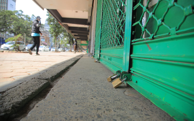 PHOTOS: Shops closed, business crippled as Kenyans trek on day two of matatu strike