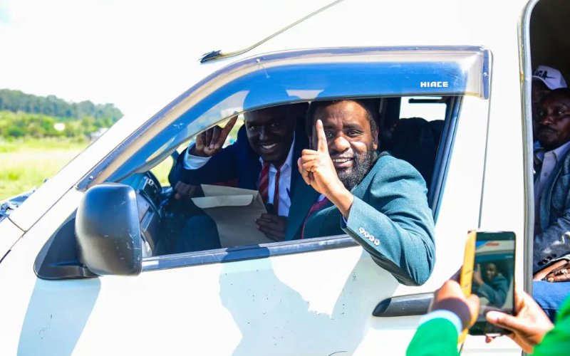 PHOTOS: Ol Kalou MP-elect Sammy Kamau boards matatu to Parliament for swearing-in