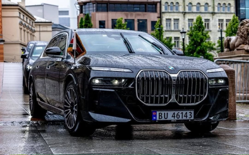 PHOTOS: Details of armoured BMW i7 that chauffeured Ruto during Norway visit