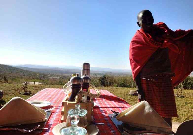 Evolution of bush dining in the Mara