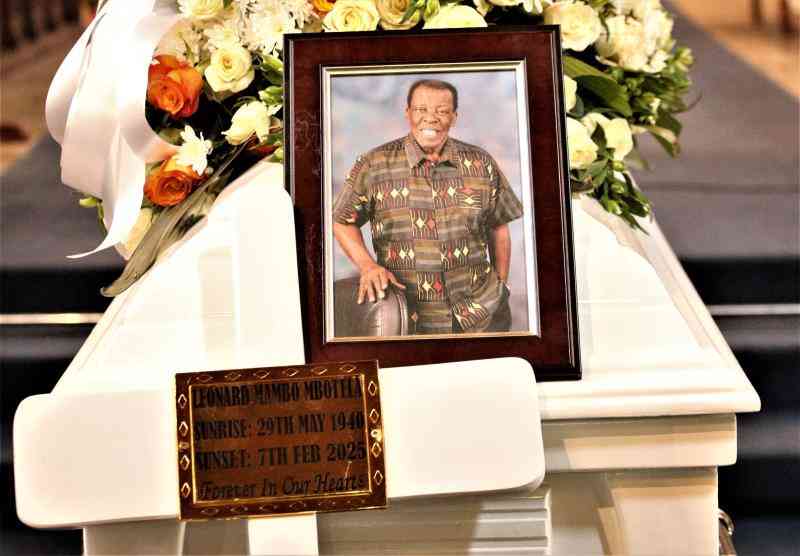 Photos: 9 emotional moments as Kenya bids farewell to legendary broadcaster Leonard Mambo Mbotela