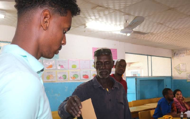 Cierran las urnas en las elecciones parlamentarias de Yibuti