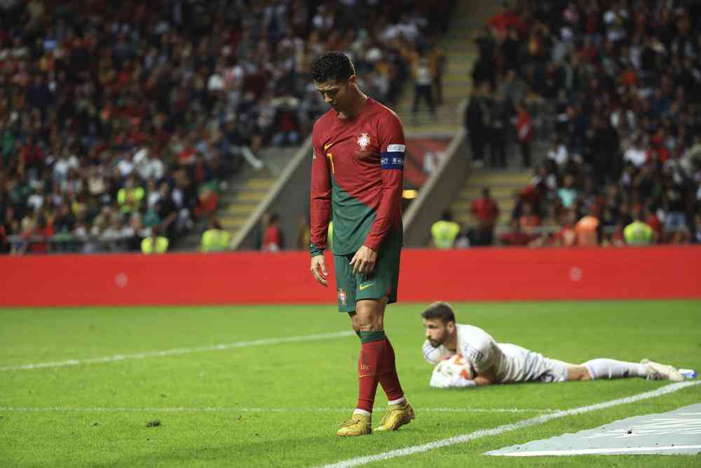 España aventaja tarde a Portugal para llegar a la Final Four
