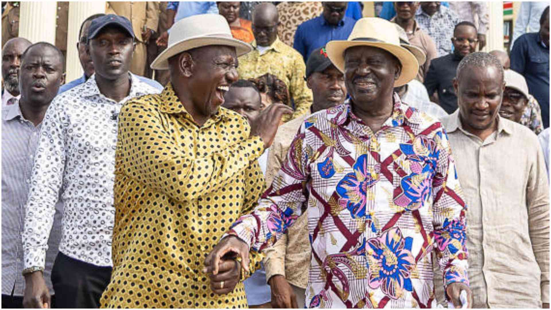 7 photos of Raila Odinga, William Ruto during happy moments