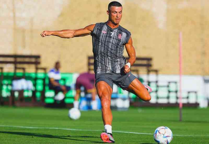 Cristiano Ronaldo Followers: Cristiano Ronaldo becomes first to reach 500  million Instagram followers, thanks fans with special video - The Economic  Times