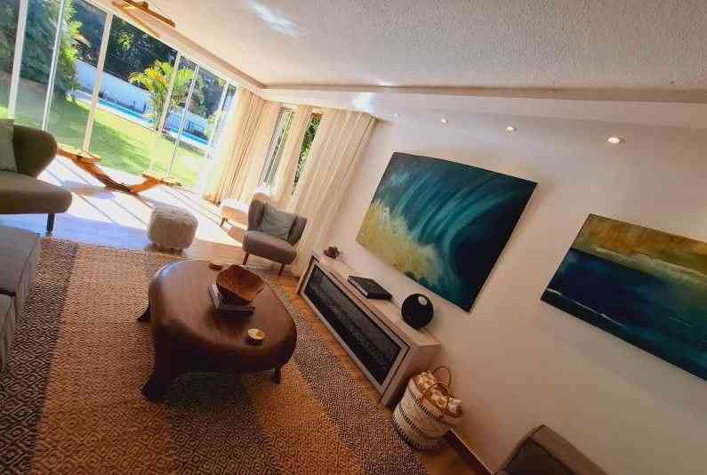 Art, luxury, elegance: The flawless home of top dermatologist, Dr Pranav Pancholi