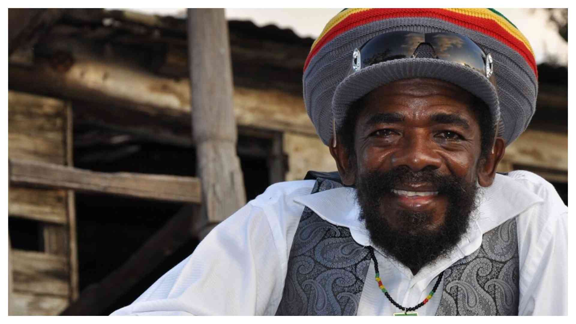 Cocoa Tea: Jamaican Reggae Icon Dies at 65