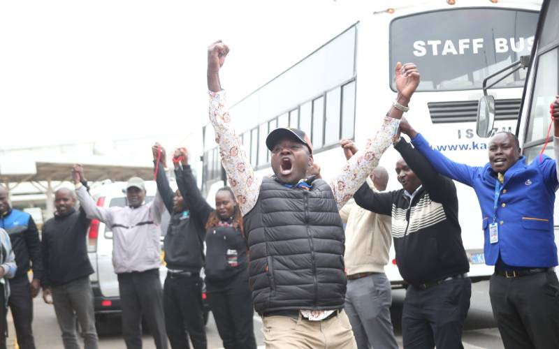 Aviation workers oppose NYS deployment as strike deadline nears