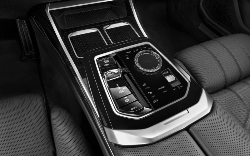 PHOTOS: Details of armoured BMW i7 that chauffeured Ruto during Norway visit