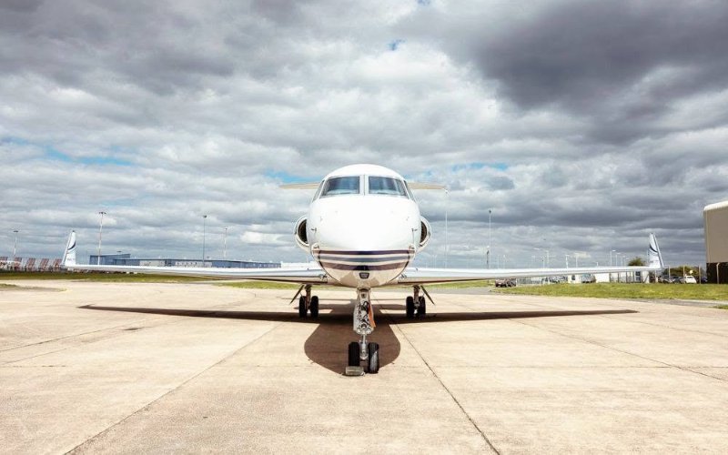 PHOTOS: Ruto-linked Zimbabwe businessman Wicknell Chivayo buys Sh4bn private jet