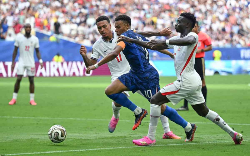 England edge France in 10-goal thriller to clinch World Cup bronze