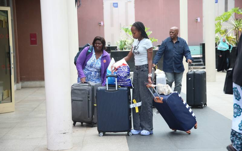 Students and workers escape war-torn UAE as evacuation costs soar