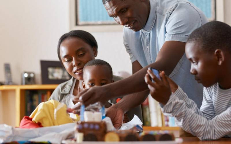 Ways parents can help children set New Year resolutions 